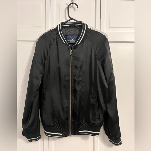 AMERICAN EAGLE Silky Bomber Jacket - Picture 4 of 5